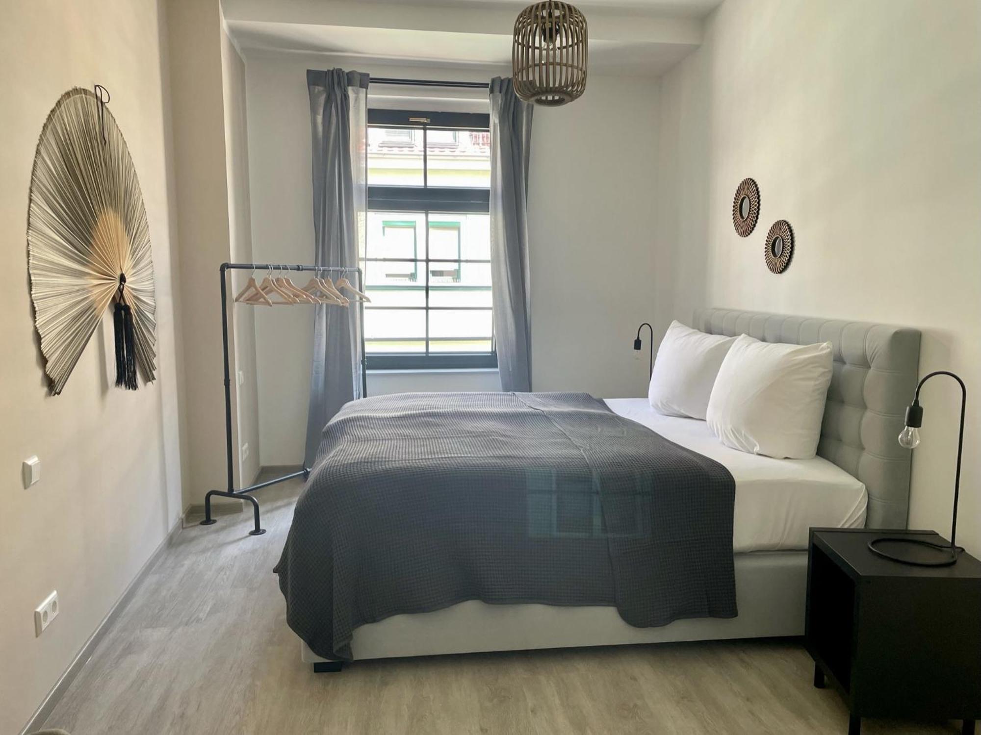 Discovair - Eisenach Karl14 - Vollausgestattete Apartments Mit Netflix In Der Fussgaengerzone Room photo
